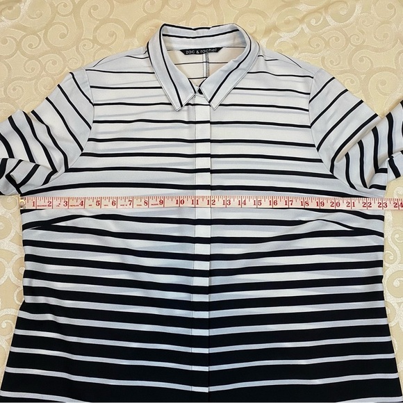 Zac & Rachel 1X Black/White Striped Covered Button Blouse Roll Tab sleev… - Picture 6 of 12